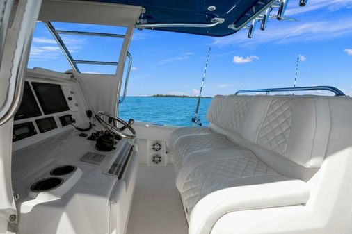 Invincible 39 Center Console image