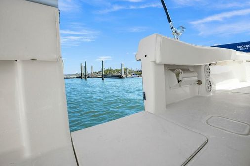 Invincible 39 Center Console image