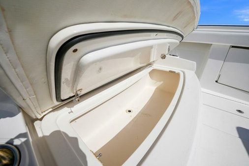 Invincible 39 Center Console image