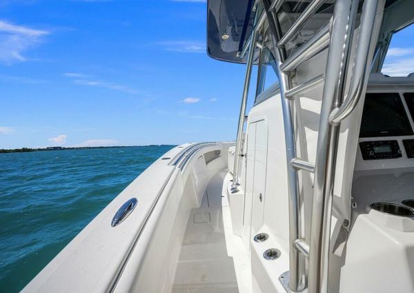 Invincible 39 Center Console image