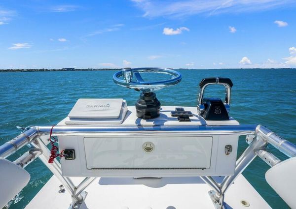 Invincible 39 Center Console image