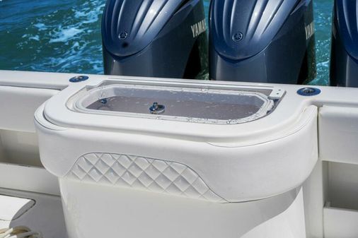 Invincible 39 Center Console image