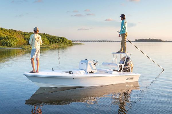 Hewes Redfisher 16 - main image