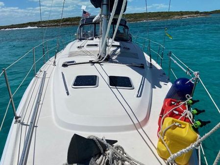 Hunter 50 Aft Cockpit image