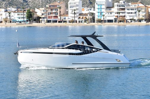 Fairline F-LINE-33 image