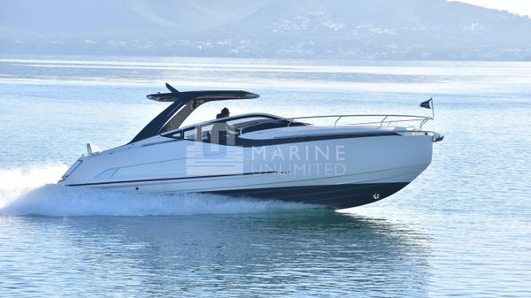 Fairline F//Line 33 