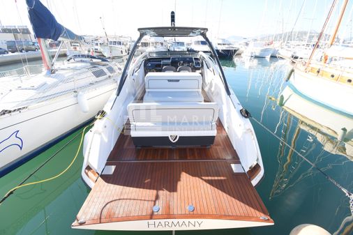 Fairline F-LINE-33 image