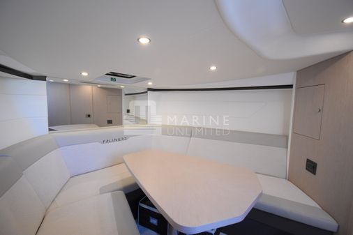 Fairline F-LINE-33 image