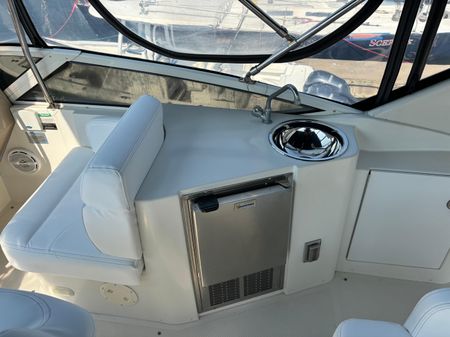 Carver 39 Motor Yacht image