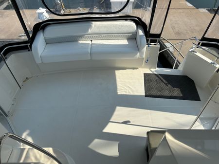 Carver 39 Motor Yacht image