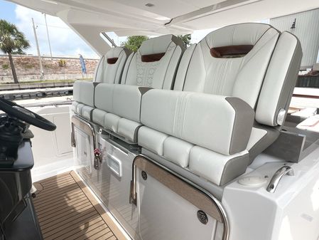 Tiara Yachts 38 LS image