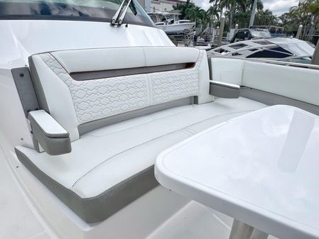 Tiara Yachts 38 LS image