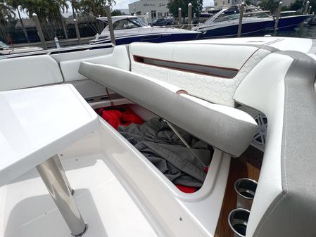 Tiara Yachts 38 LS image