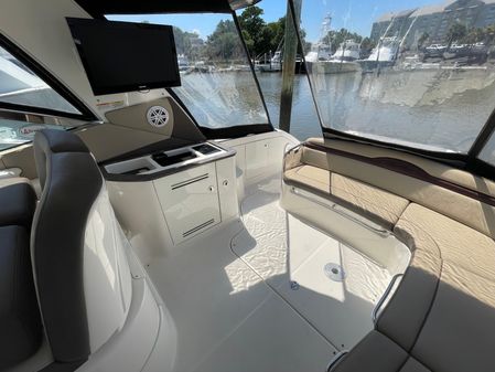 Sea Ray 370 Sundancer image