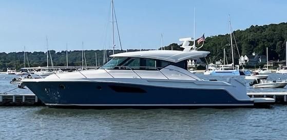 Tiara Yachts C44 Coupe 