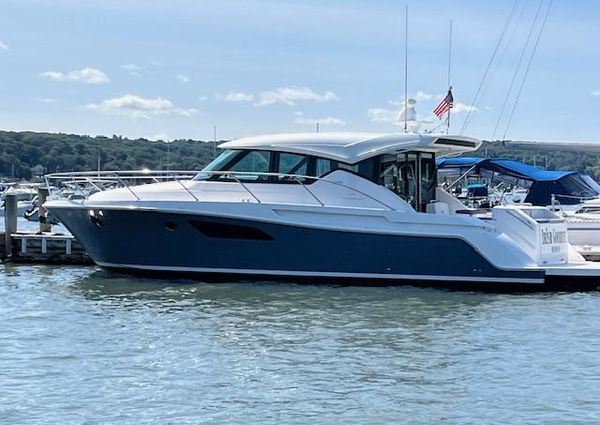 Tiara-yachts C44-COUPE image