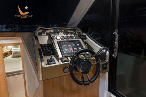 Galeon 370 HTC image