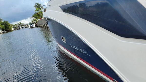 Regal 26XO image
