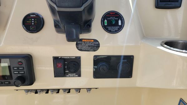 Regal 26XO image