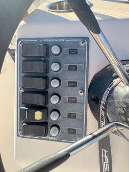 Key-west 1720-CENTER-CONSOLE image