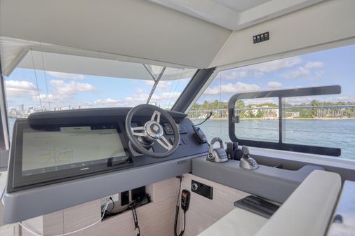 Fountaine Pajot MY6 image