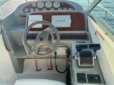 Bayliner 305 image