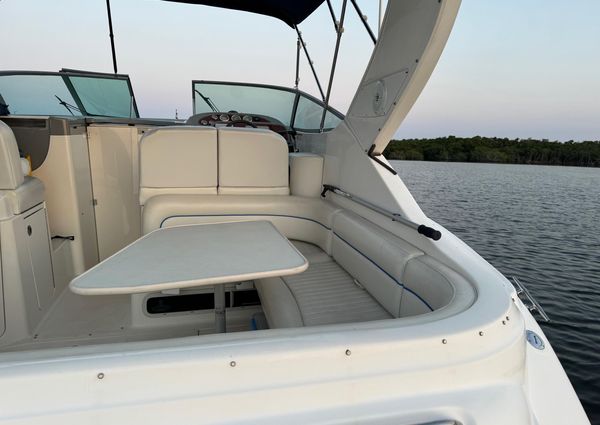 Bayliner 305 image