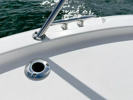 Boston Whaler 325 Conquest image