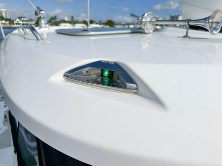 Boston Whaler 325 Conquest image