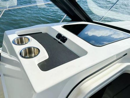 Boston Whaler 325 Conquest image