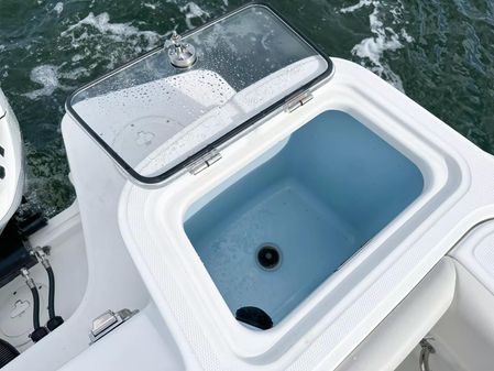 Boston Whaler 325 Conquest image