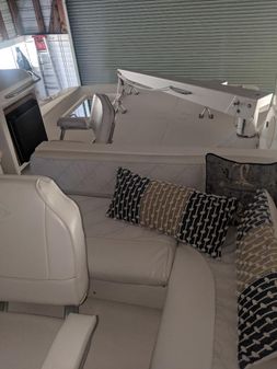 Bayliner 4788 Pilothouse image