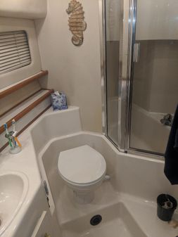 Bayliner 4788 Pilothouse image