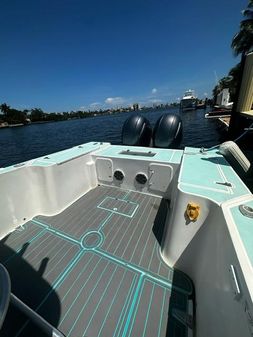 Mako 26 Center Console image