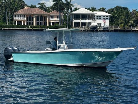 Mako 26 Center Console image