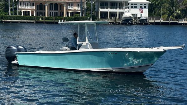 Mako 26 Center Console