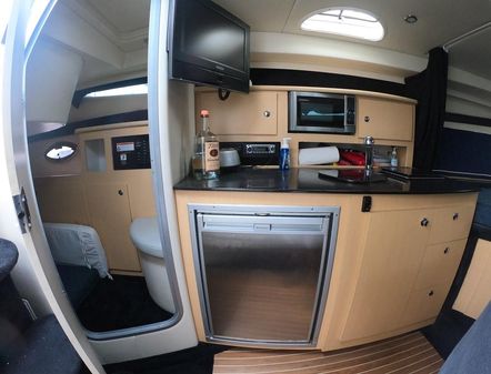 Bayliner 335-CRUISER image