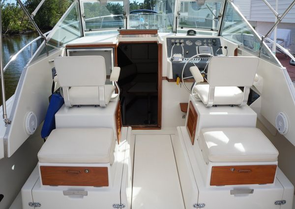 Tiara-yachts 2700-OPEN-EXCELLENT-CONDITION- image