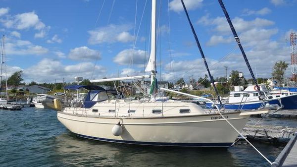 Island Packet 350