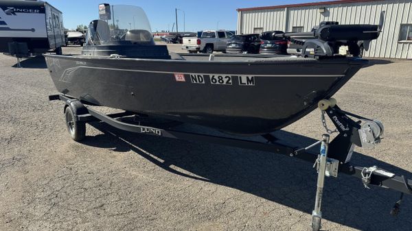 Lund 1650 Angler SS