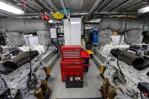 Breaux Brothers Enclosed Bridge Cockpit image