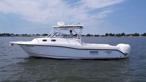 Boston Whaler 305 Conquest 