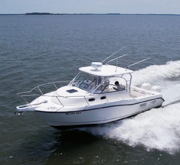 Boston Whaler 305 Conquest image