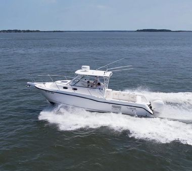 Boston Whaler 305 Conquest image