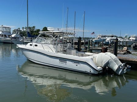 Boston Whaler 305 Conquest image