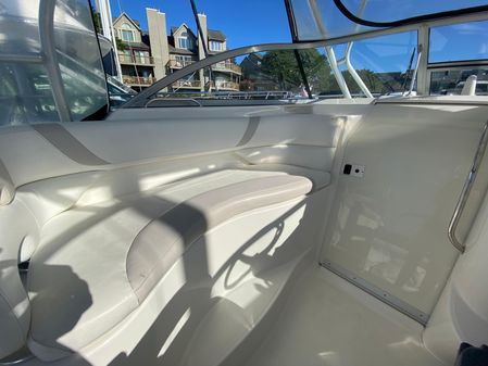 Boston Whaler 305 Conquest image