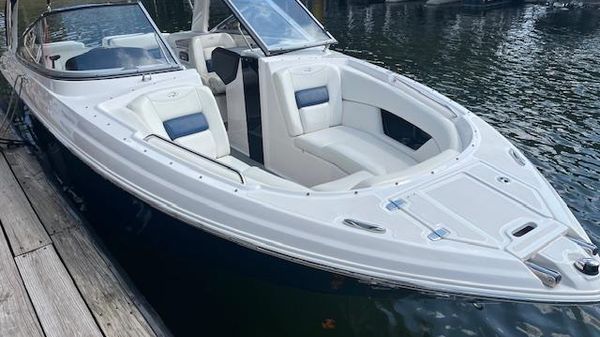 Regal 2700 Bowrider 