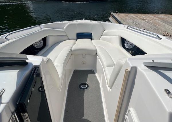 Regal 2700-BOWRIDER image