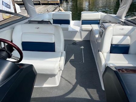 Regal 2700-BOWRIDER image