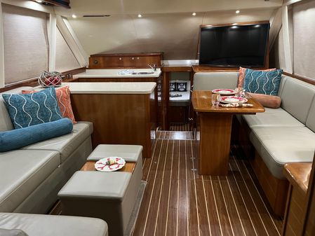 Riviera 45 Flybridge image